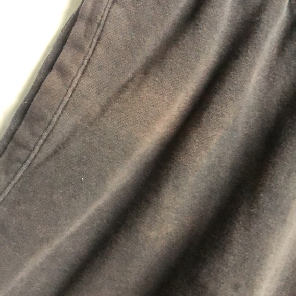 Women’s small stained Under Armour drawstring shorts - Picture 10 of 12